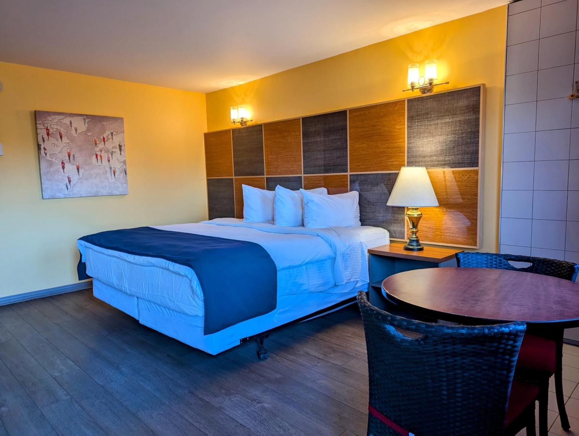 Motel Des Pentes Et Suites Saint-Sauveur-des-Monts Eksteriør bilde